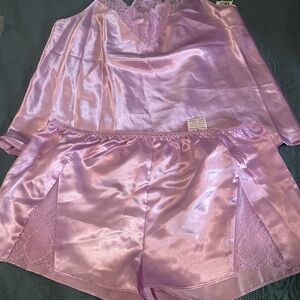 NWT Flora Nikrooz Lavender Satin Chemise Set